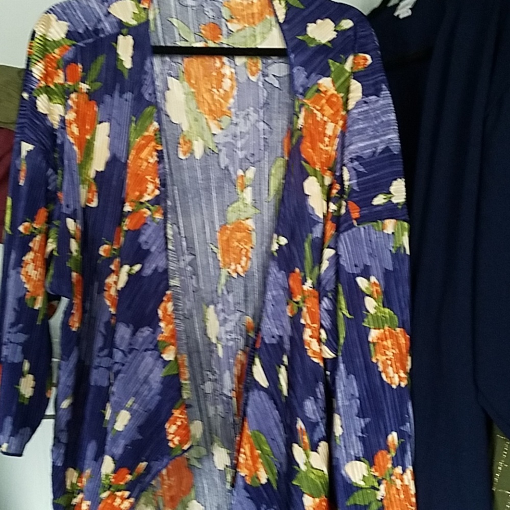 Lularoe- Shirley - EUC